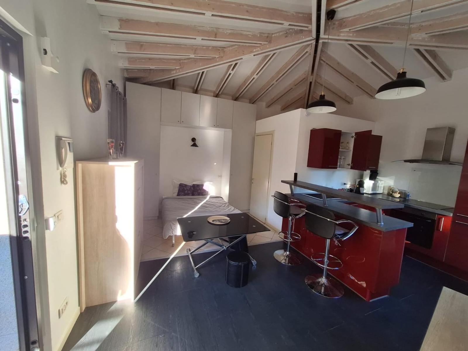Studio Entre Mer Et Terre Leilighet Èze Eksteriør bilde